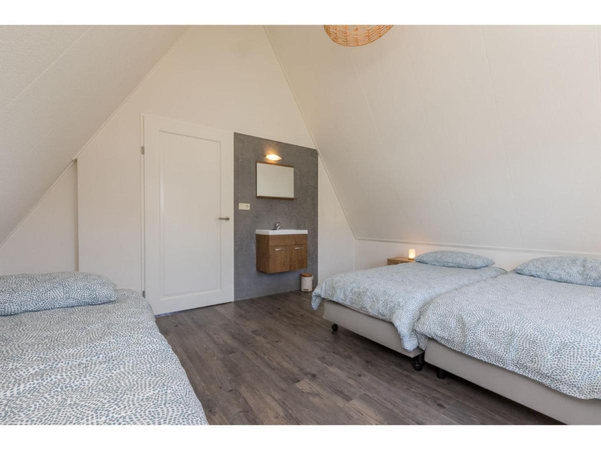 Quietly Located House Within Walking Distance Of The Beach Domburg Exterior foto